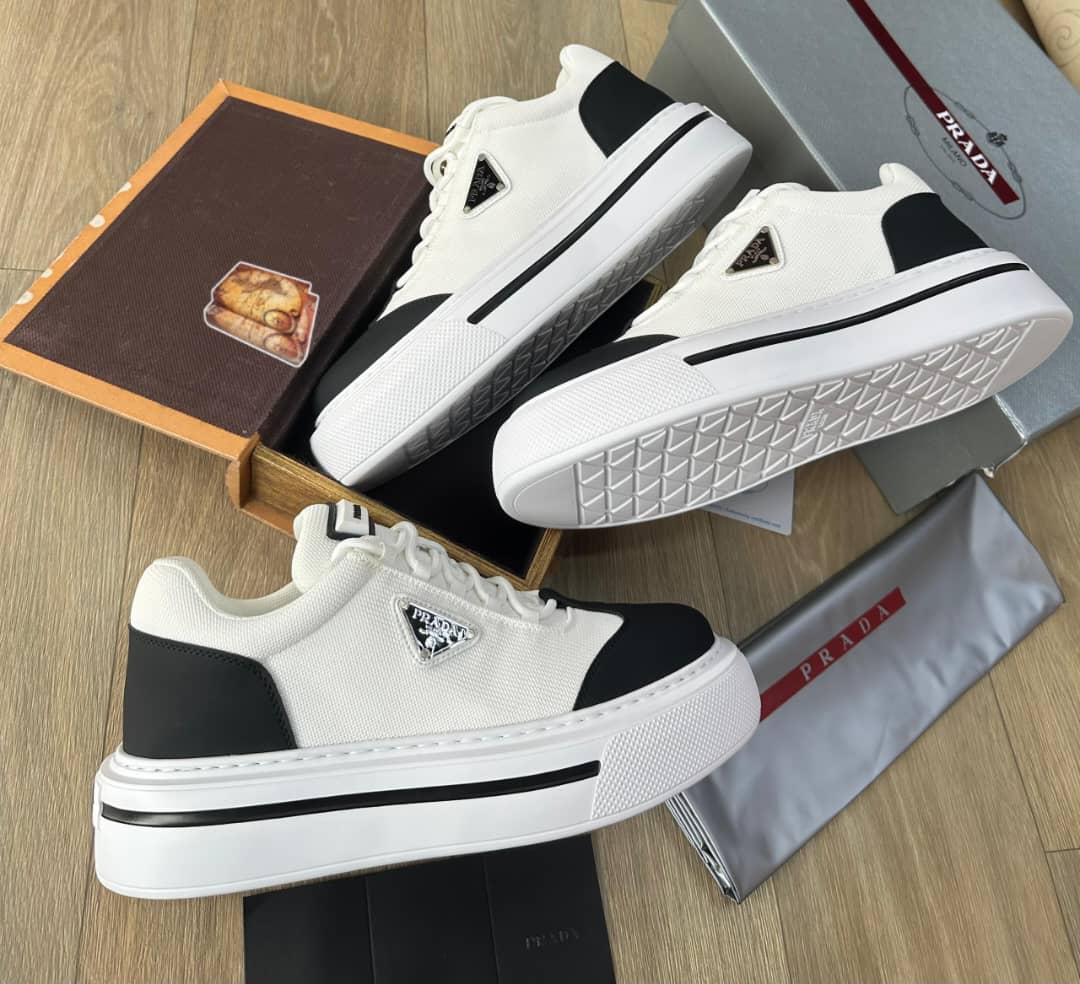 Prada sneaker